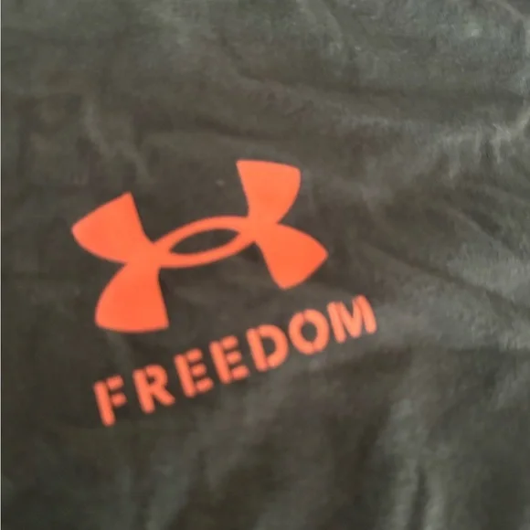 Under Armour Men's Olive Green Freedom T-Shirt - Picture 3 of 5